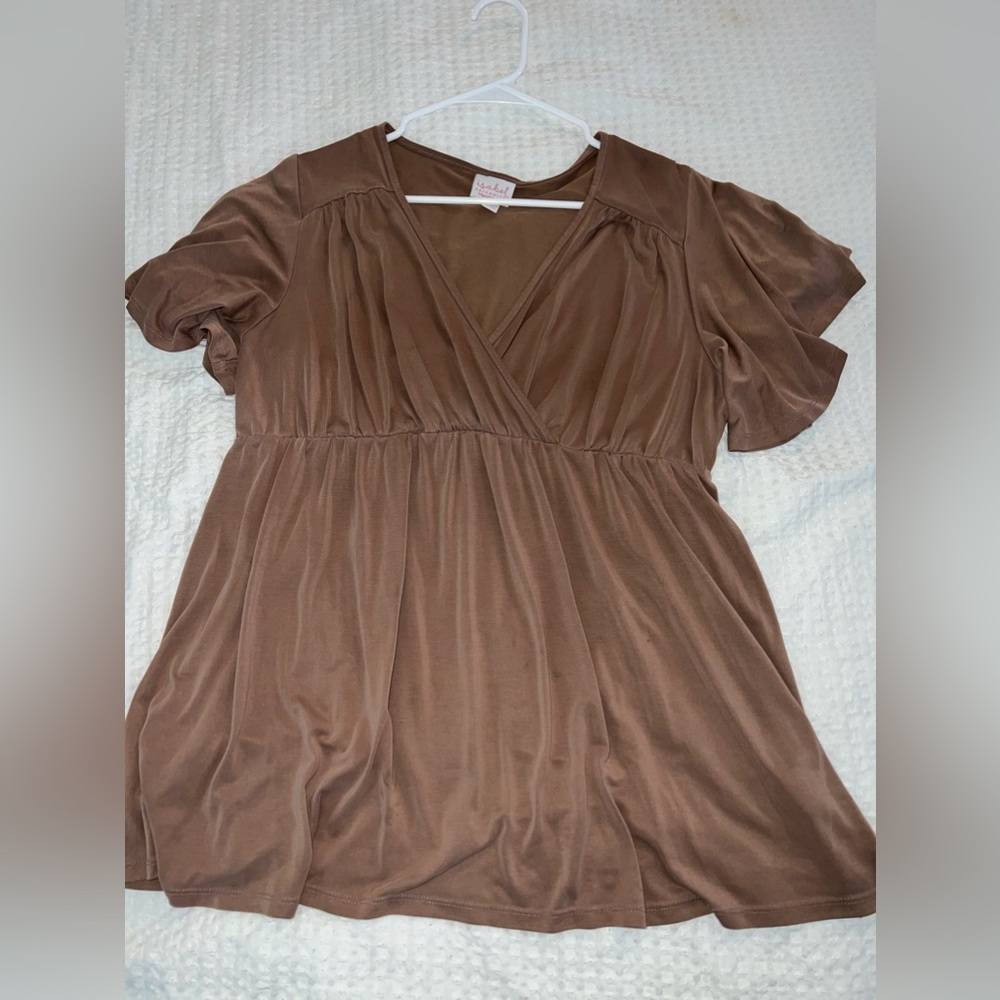 LARGE FLOWY SHIRT $7